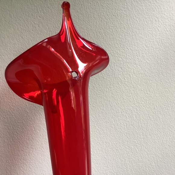 Blown Glass Hanging Vase Red Jack in the Pulpit Shape - Picture 6 of 10